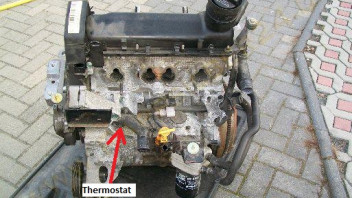 1.6 SR Kühlmittelregler / Thermostat WO? - Golf 4 - VW Golf - Doppel-WOBber